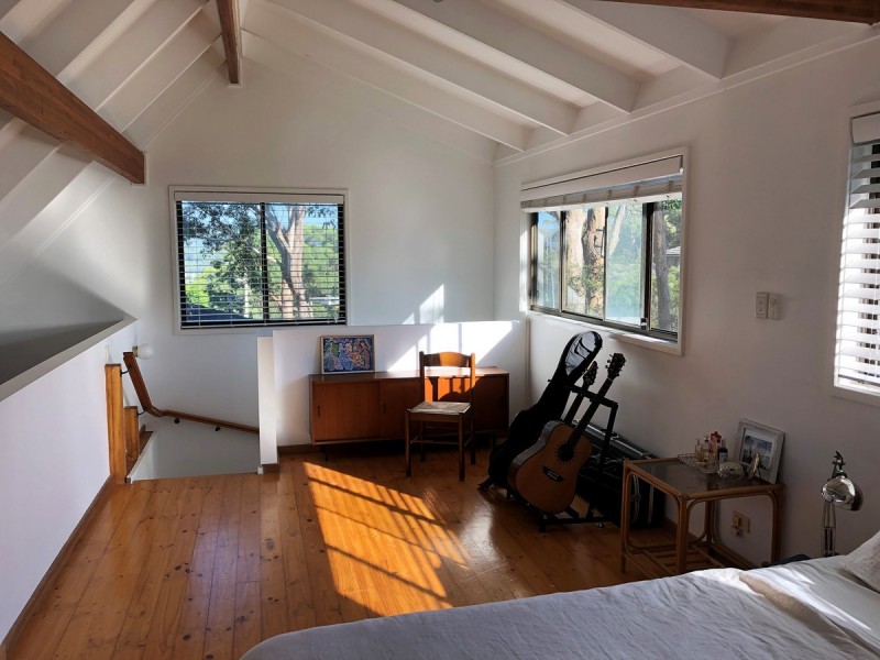 17 Plateau Road, North Gosford NSW 2250