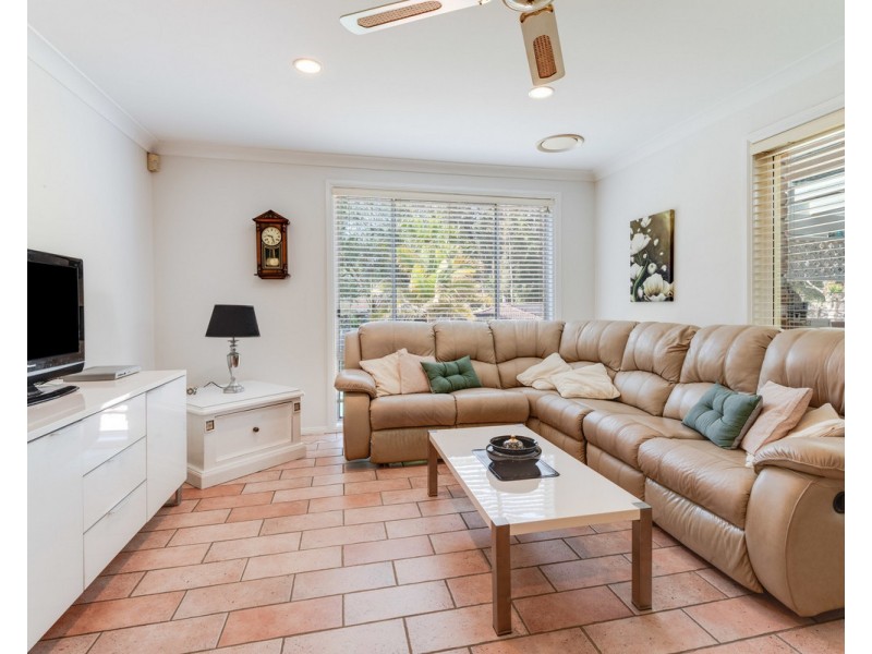 12 Sherston Close, Niagara Park NSW 2250