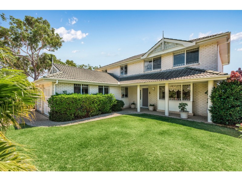 43 Christopher Crescent, Lake Haven NSW 2263