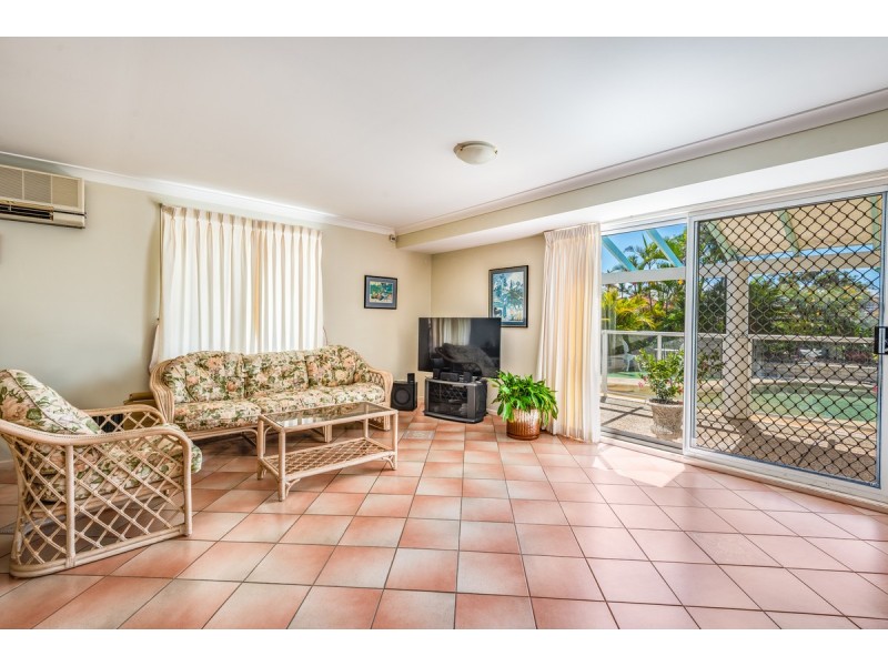 43 Christopher Crescent, Lake Haven NSW 2263