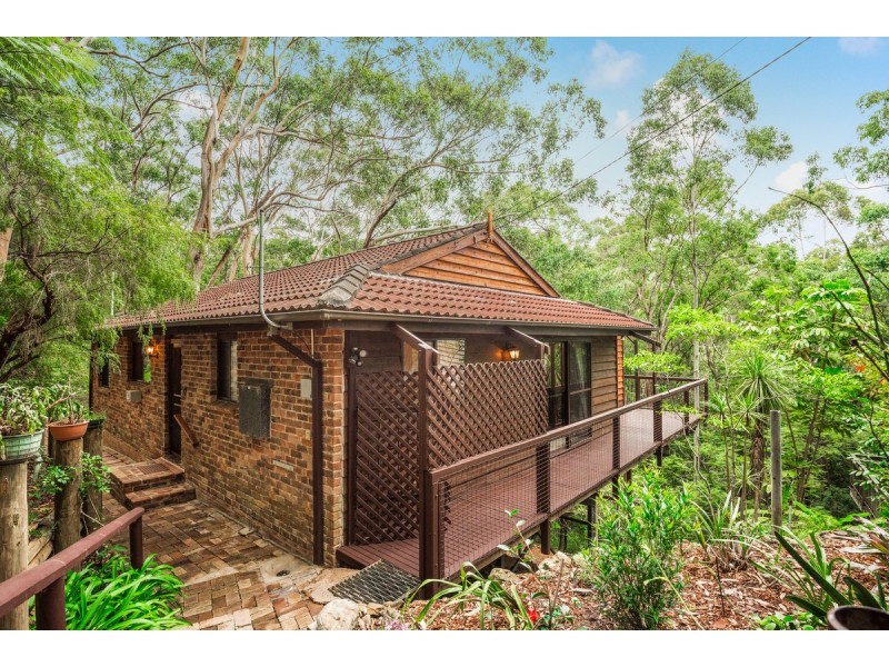 21 Derwyn Close, North Gosford NSW 2250