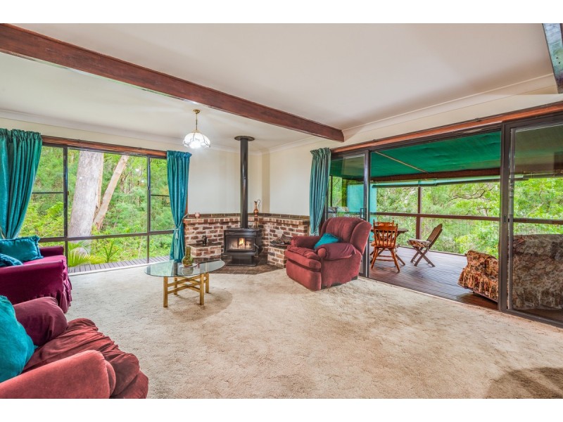 21 Derwyn Close, North Gosford NSW 2250