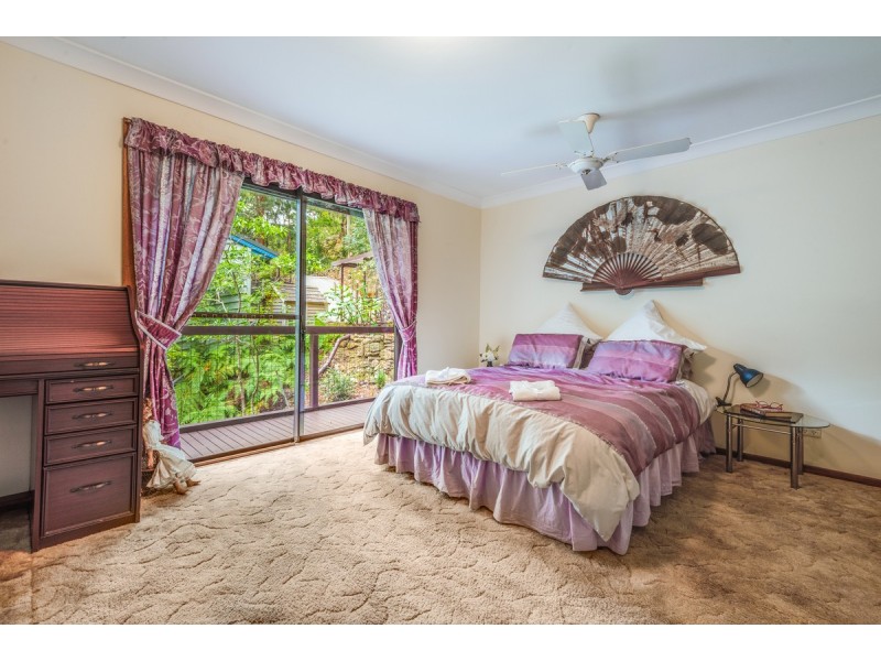 21 Derwyn Close, North Gosford NSW 2250