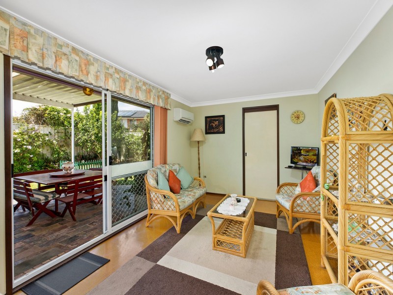 16 Henzel Road, Green Point NSW 2251