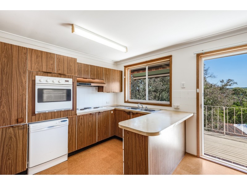 25 Malison Street, Wyoming NSW 2250