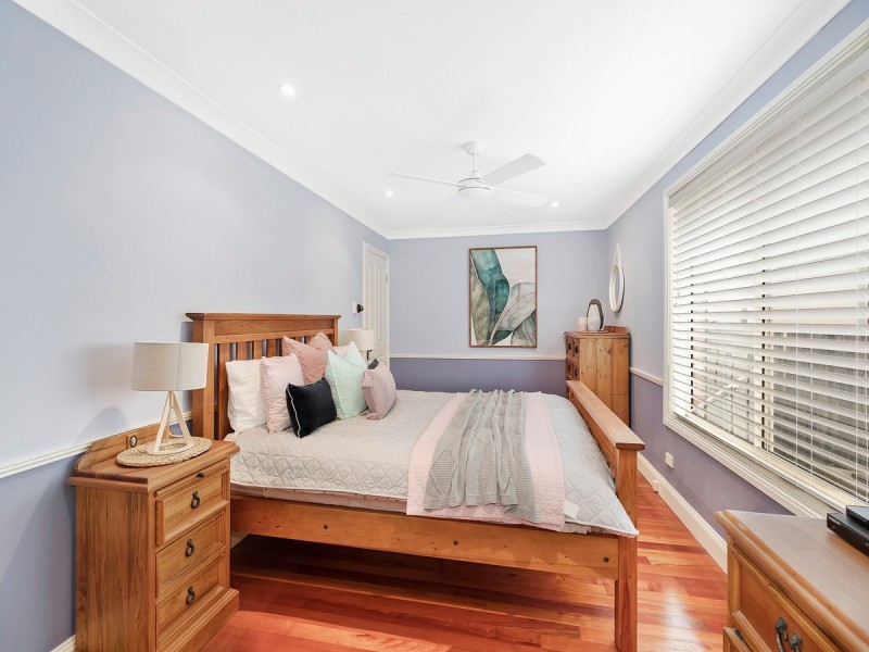 19 Scarborough Place, Bateau Bay NSW 2261