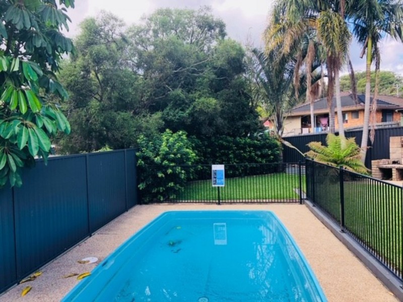 12 Craigend Street, Wyoming NSW 2250