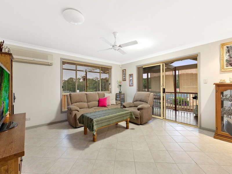 13 Rembrae Drive, Green Point NSW 2251