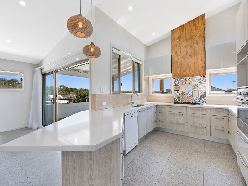 7 Patrick Street, Bateau Bay NSW 2261