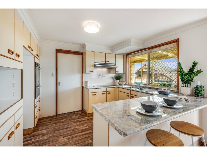 2/6 Denison Close, Terrigal NSW 2260