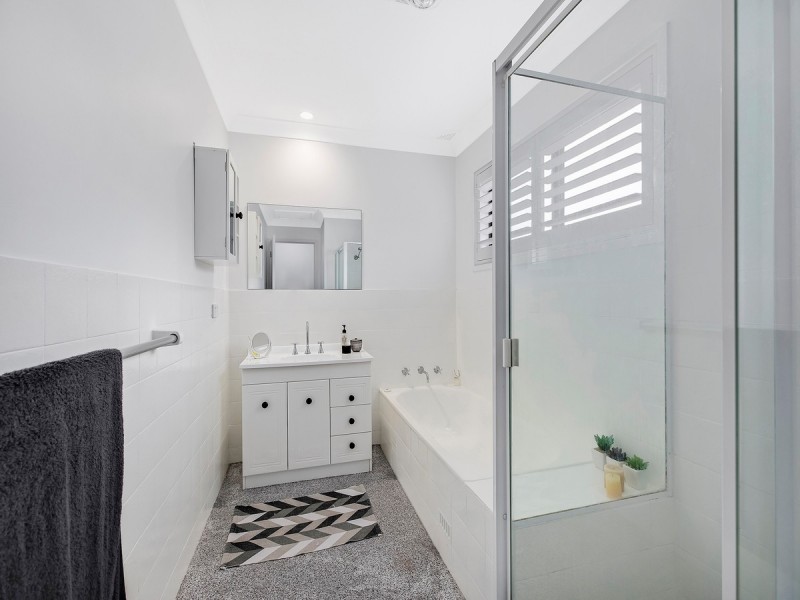 36 Treeview Place, Saratoga NSW 2251