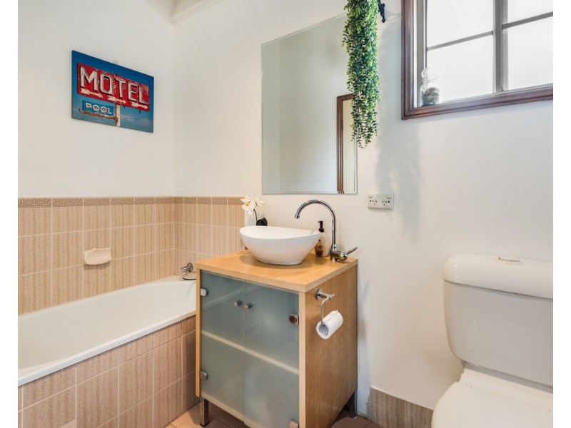 2/74 Springfield Road, Springfield NSW 2250