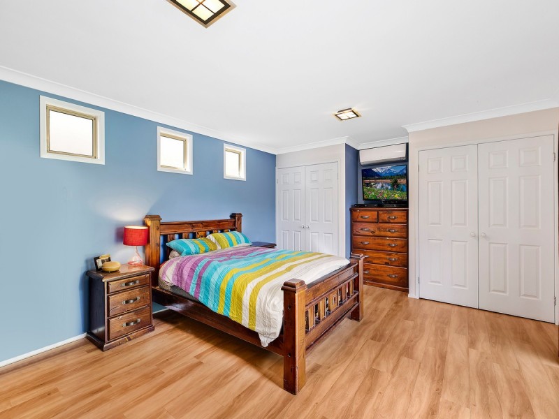 2 Lachlan Place, Berkeley Vale NSW 2261