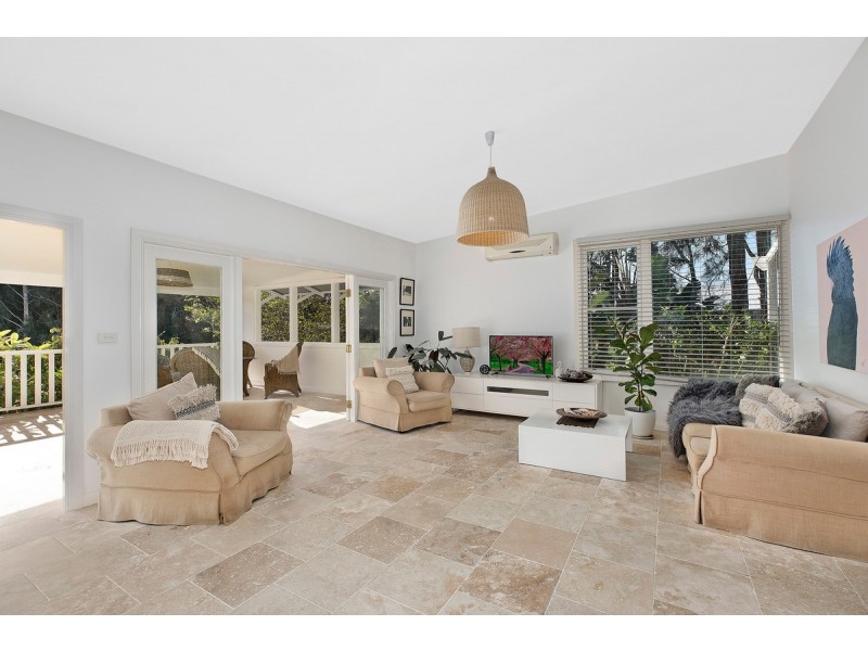 49 Lakeside Parade, The Entrance NSW 2261