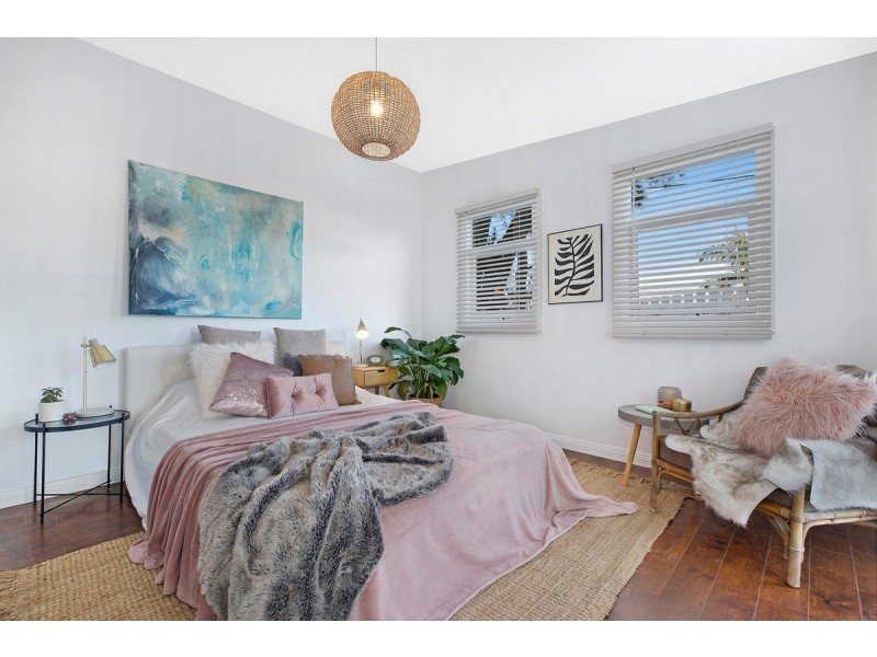 49 Lakeside Parade, The Entrance NSW 2261