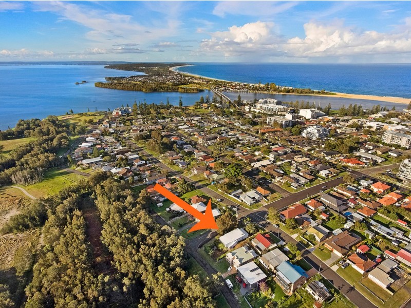 49 Lakeside Parade, The Entrance NSW 2261