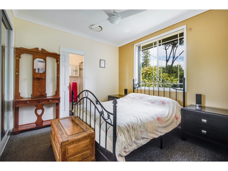 61 Russell Street, East Gosford NSW 2250