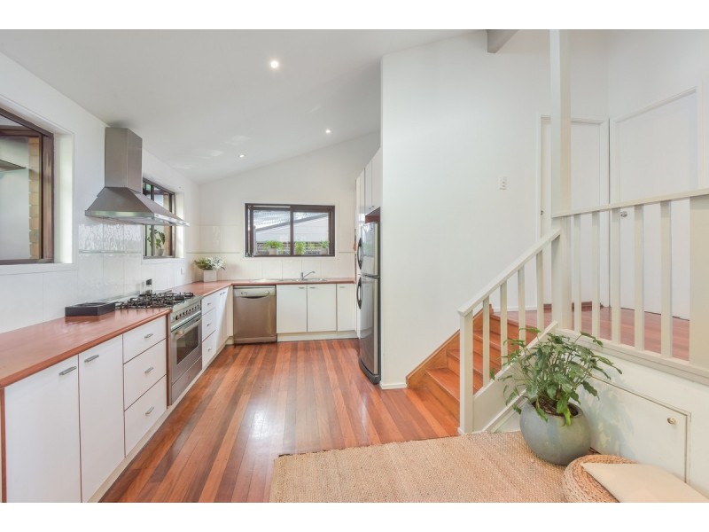 39 Alison Road, Springfield NSW 2250