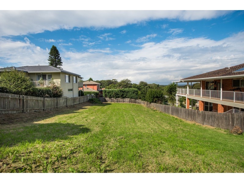 22 Braemar Drive, Wamberal NSW 2260