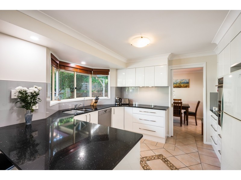 2 Tyne Close, Erina NSW 2250