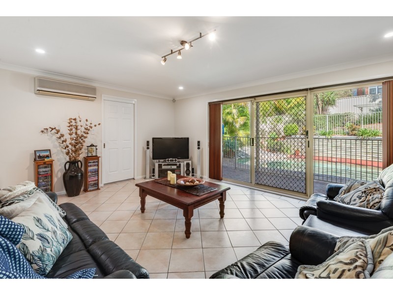 2 Tyne Close, Erina NSW 2250
