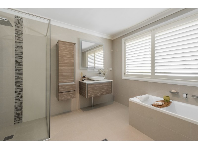 2 Tyne Close, Erina NSW 2250