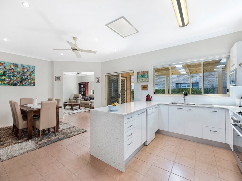 5 Avia Avenue, Erina NSW 2250
