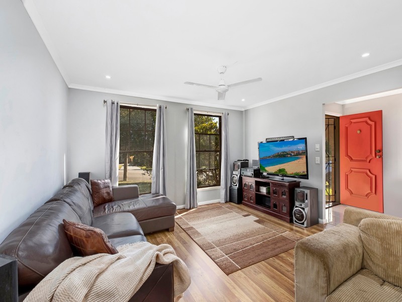 160 Cresthaven Avenue, Bateau Bay NSW 2261