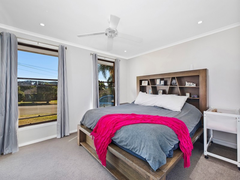 160 Cresthaven Avenue, Bateau Bay NSW 2261