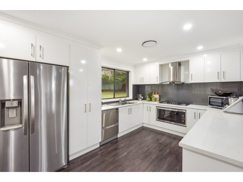 1 Marlowe Road, Bateau Bay NSW 2261