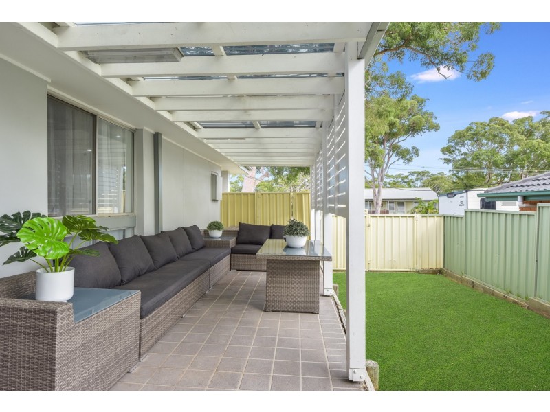1 Marlowe Road, Bateau Bay NSW 2261