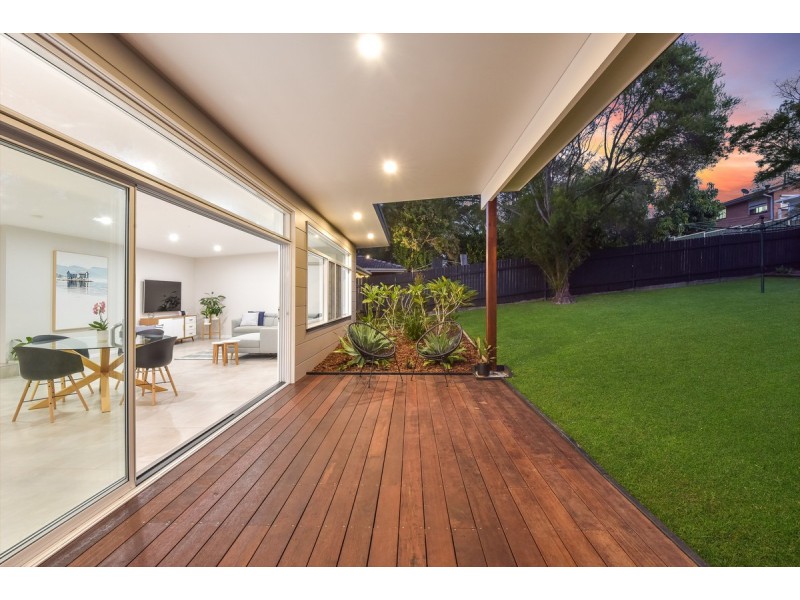 6 Marshdale Road, Springfield NSW 2250