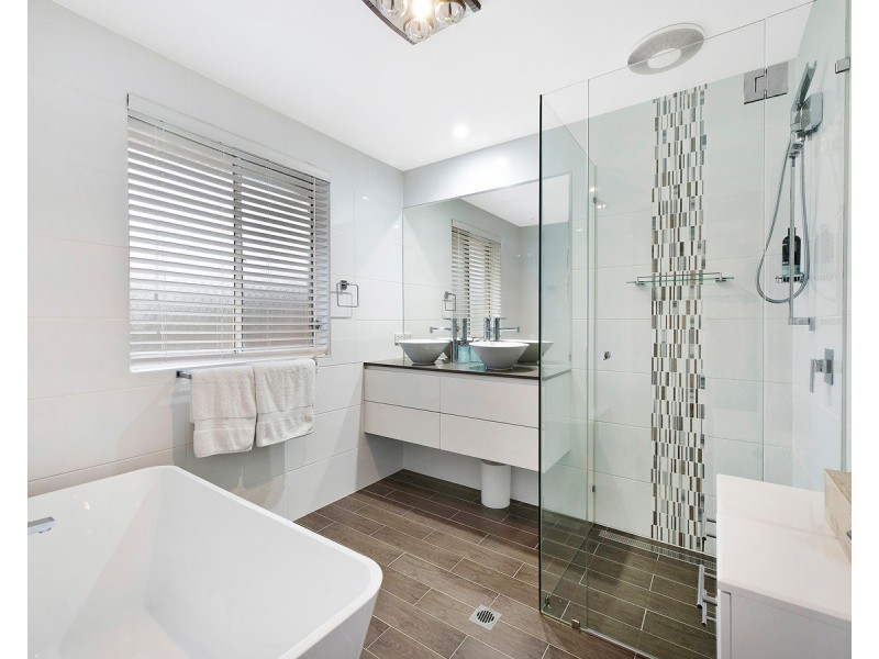 36 Barkala Street, Lisarow NSW 2250