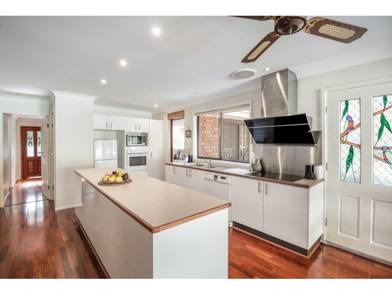 2 Coulter Street, Wyoming NSW 2250