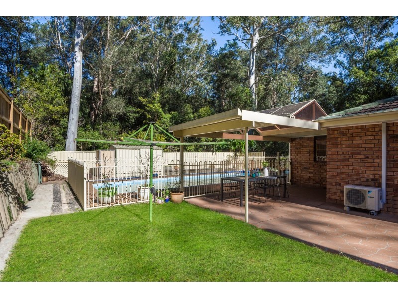 2 Coulter Street, Wyoming NSW 2250