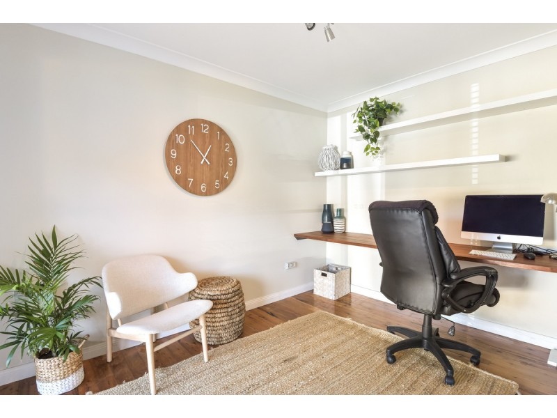 19 South Crescent, North Gosford NSW 2250