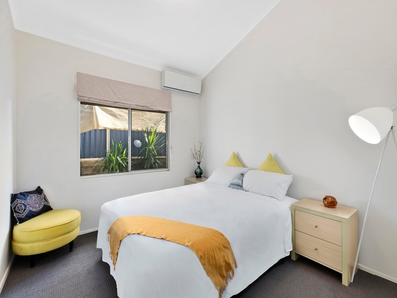 10 Craigend Street, Wyoming NSW 2250