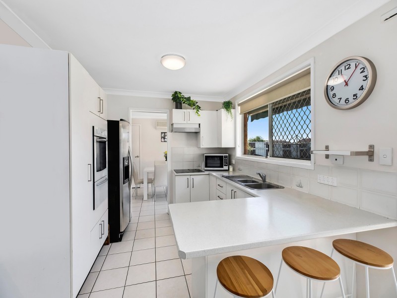 30 Shortland Avenue, Killarney Vale NSW 2261