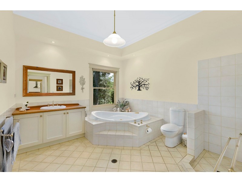 42 Berong Road, Kincumber NSW 2251