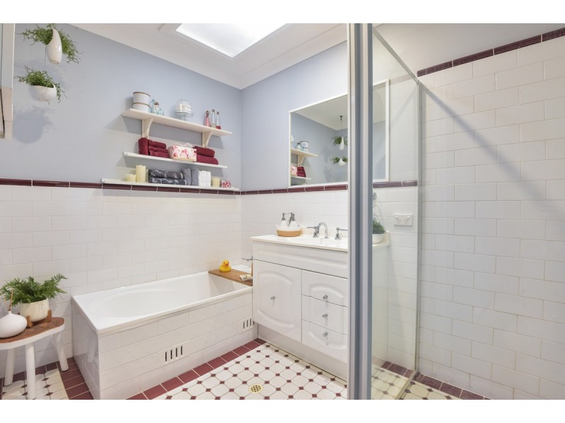 1/1 Claremont Close, Narara NSW 2250