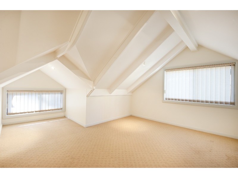 40 White Street, East Gosford NSW 2250