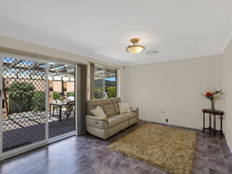7 Lancaster Parade, Bateau Bay NSW 2261