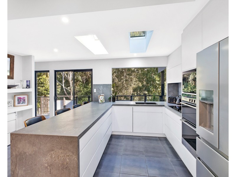 15 Rengbari Place, Avoca Beach NSW 2251