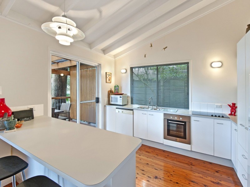 30 Surf Rider Avenue, North Avoca NSW 2260