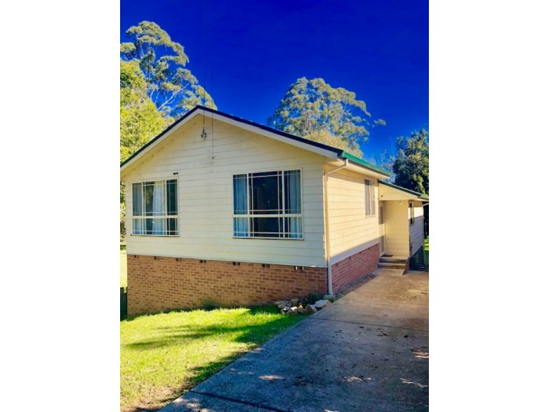 33 River Street, Springfield NSW 2250