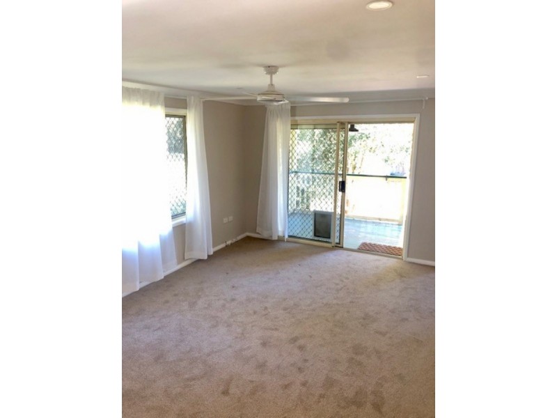 33 River Street, Springfield NSW 2250