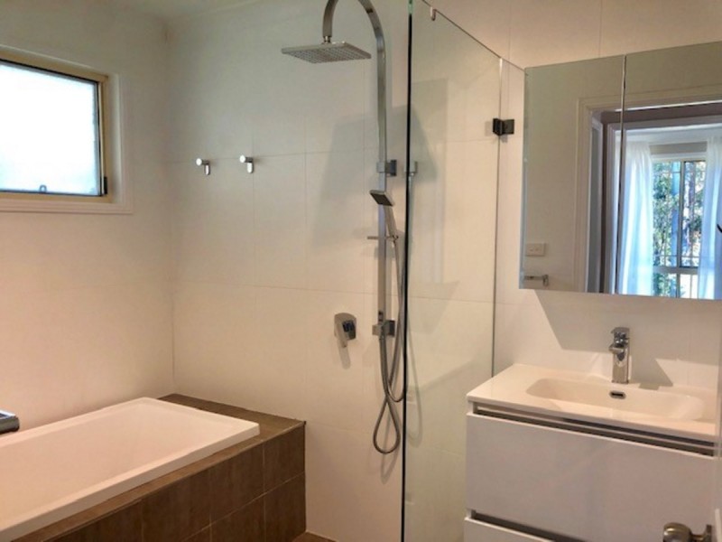33 River Street, Springfield NSW 2250