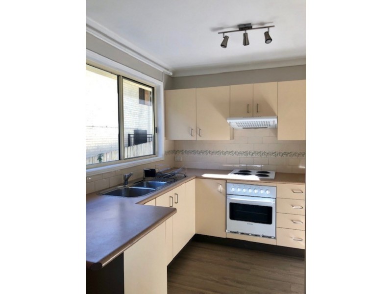 33 River Street, Springfield NSW 2250