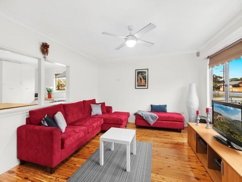 218 Ocean Beach Road, Woy Woy NSW 2256