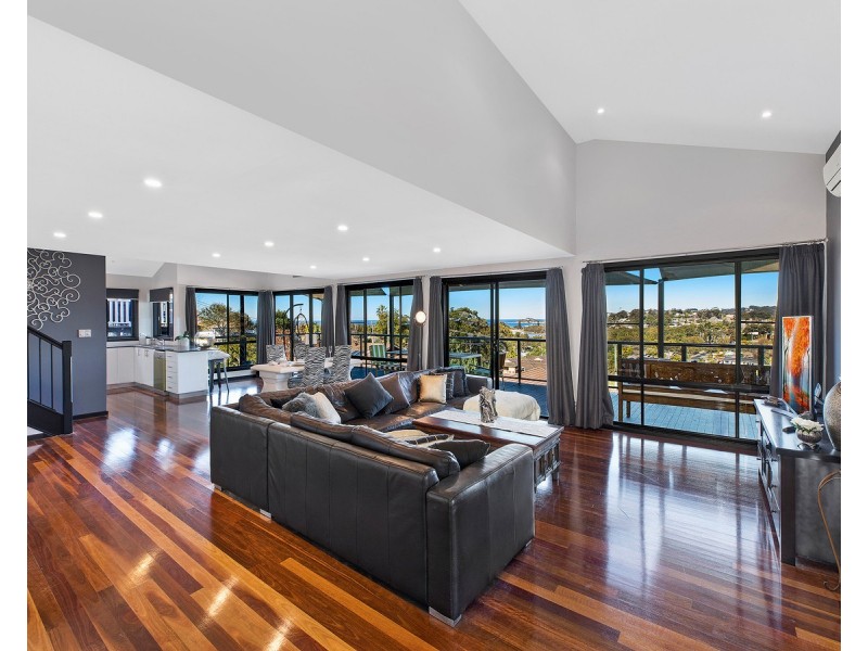44 Coreen Drive, Wamberal NSW 2260